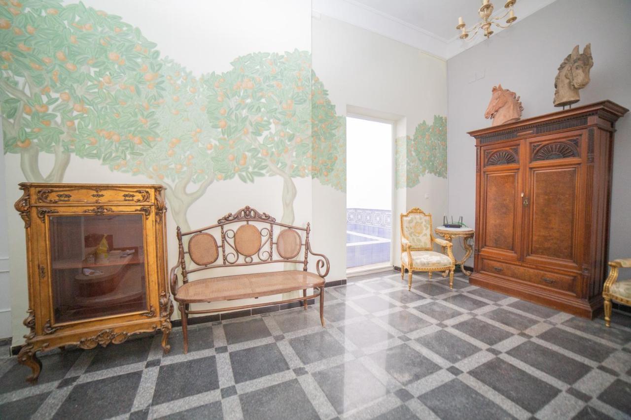 Casa Xanadu Seville - 6 Bedroom Andalusian Home With Terraces Eksteriør bilde